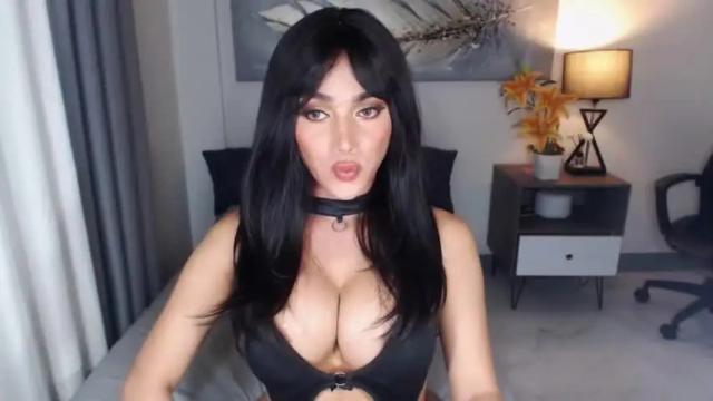 Image 12 of isabelgoddessshemale Stream on Chaturbate on 14 months ago