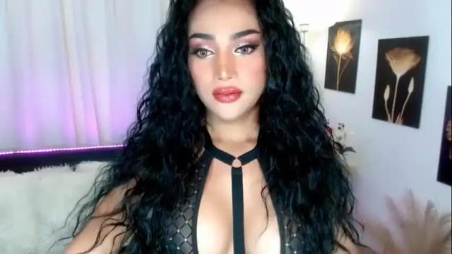 Image 3 of isabelgoddessshemale Stream on Chaturbate on 1 month ago