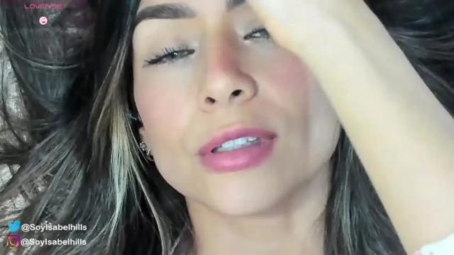 Image 6 of isabelhills Stream on Chaturbate on 20 days ago