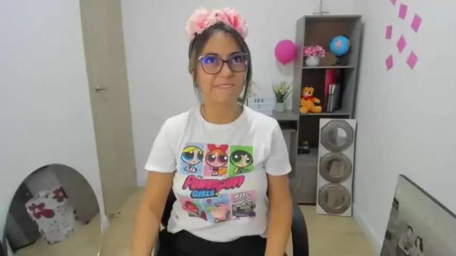 Image 2 of isabella22_1 Stream on Chaturbate on 15 months ago