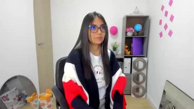 Thumbnail 1, isabella22_1's Stream at Chaturbate, 14 months ago