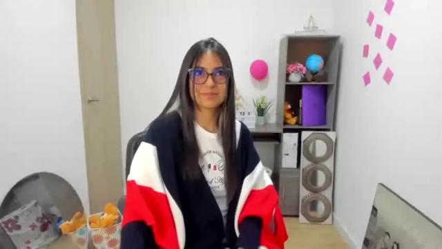 Image 2 of isabella22_1 Stream on Chaturbate on 15 months ago