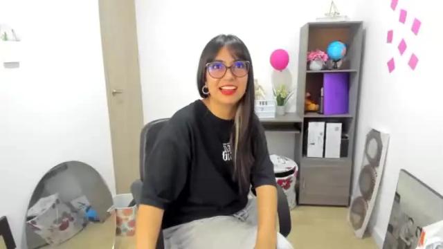 Image 7 of isabella22_1 Stream on Chaturbate on 14 months ago