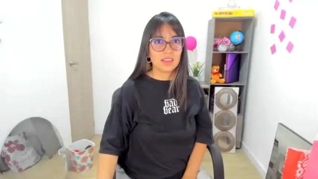 Image 10 of isabella22_1 Stream on Chaturbate on 13 months ago