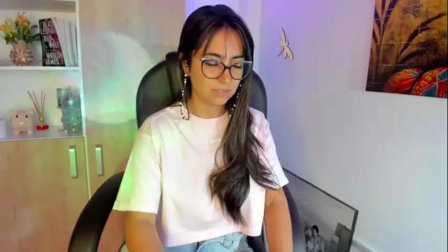 Image 4 of isabella22_1 Stream on Chaturbate on 1 month ago