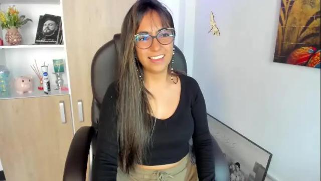 Image 3 of isabella22_1 Stream on Chaturbate on 21 days ago