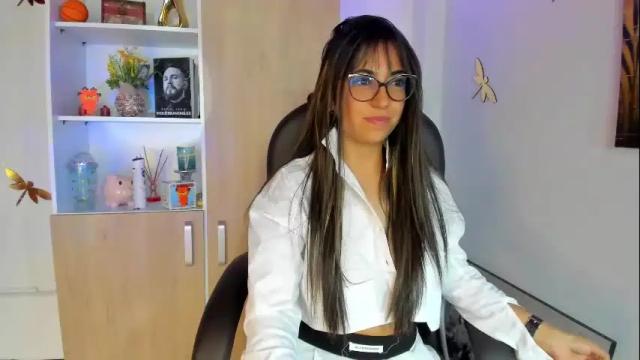 Image 10 of isabella22_1 Stream on Chaturbate on 10 days ago