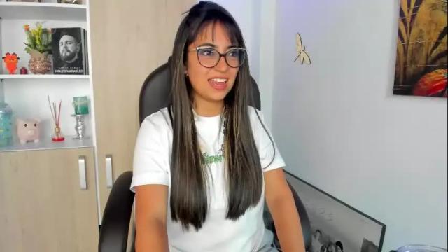 Image 11 of isabella22_1 Stream on Chaturbate on 4 months ago