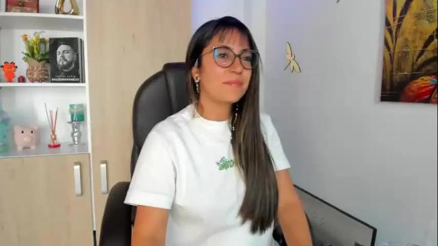 Image 8 of isabella22_1 Stream on Chaturbate on 4 months ago