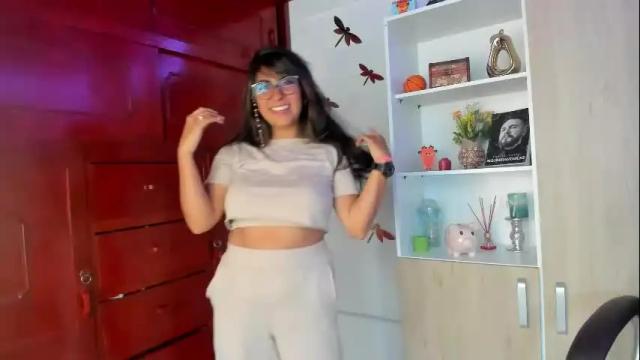 Image 3 of isabella22_1 Stream on Chaturbate on 3 months ago