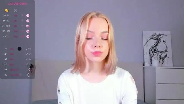Image 2 of isabella8888 Stream on Chaturbate on 17 months ago