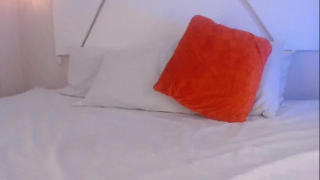 Image 4 of isabella__shine Stream on Chaturbate on 3 months ago
