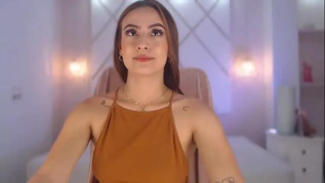 Image 7 of isabella__shine Stream on Chaturbate on 28 days ago