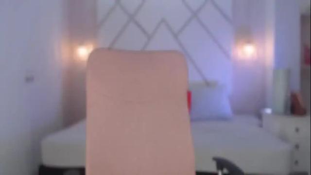 Image 11 of isabella__shine Stream on Chaturbate on 26 days ago