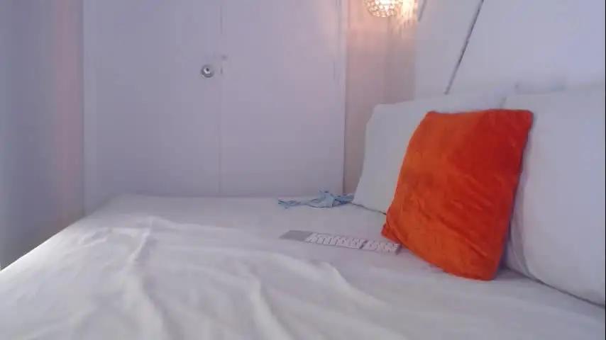 isabella__shine Chaturbate