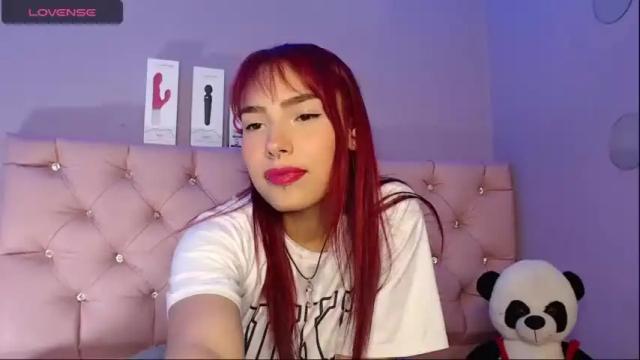 Image 10 of isabella_alenn Stream on Chaturbate on 19 months ago