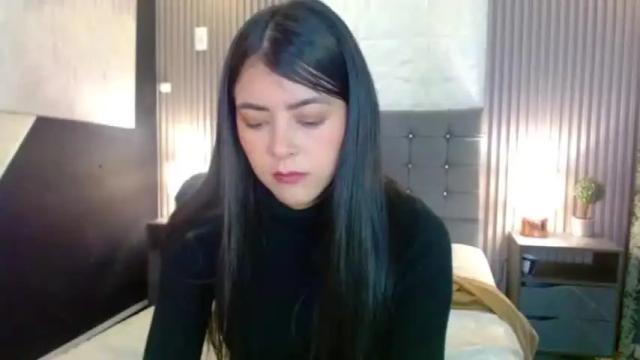 Image 2 of isabella_aniiston Stream on Chaturbate on 18 months ago