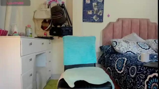 Image 12 of isabella_clarck Stream on Chaturbate on 14 months ago