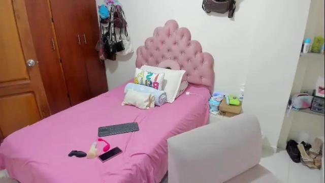 Image 6 of isabella_clarck Stream on Chaturbate on 6 months ago