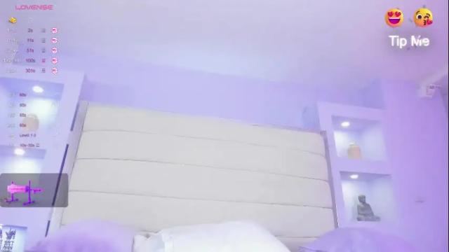 Image 8 of isabella_daniell Stream on Chaturbate on 1 month ago