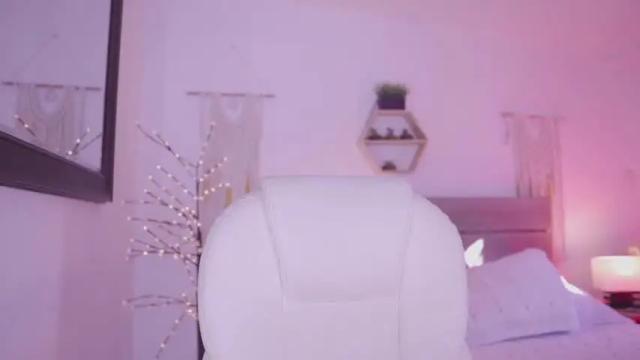 Image 2 of isabella_duarte_ Stream on Chaturbate on 15 months ago