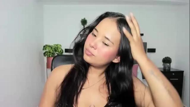Image 2 of isabella_florez22 Stream on Chaturbate on 29 days ago