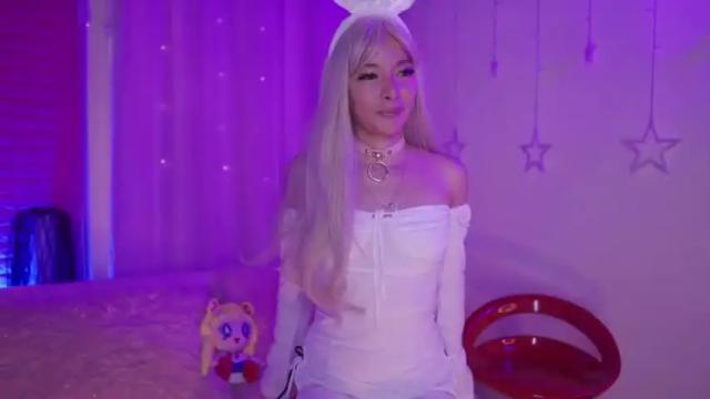 Image 2 of isabella_hernadez Stream on Chaturbate on 13 months ago