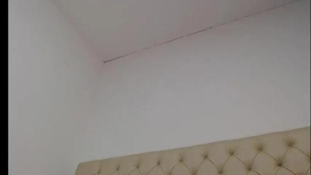 Image 3 of isabella_jazz Stream on Chaturbate on 2 months ago