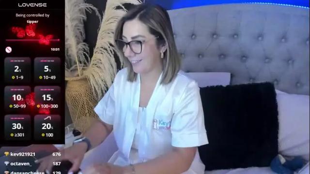 Thumbnail 1, isabella_lt's Stream at Chaturbate, 1 month ago
