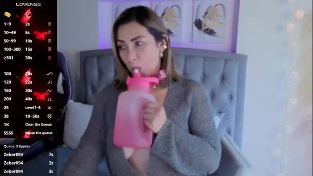 Image 12 of isabella_lt Stream on Chaturbate on 11 days ago