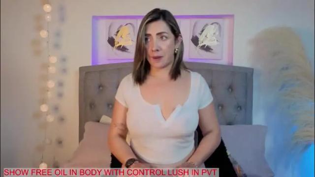 Thumbnail 3, isabella_lt's Stream at Chaturbate, 1 month ago