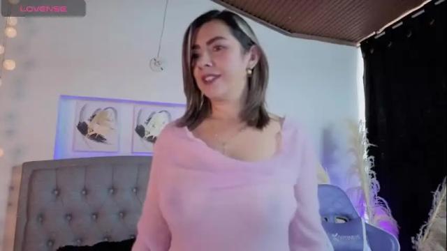 Thumbnail 1, isabella_lt's Stream at Chaturbate, 9 hours ago