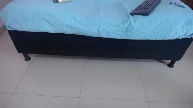 Image 3 of isabella_marulanda Stream on Chaturbate on 20 months ago