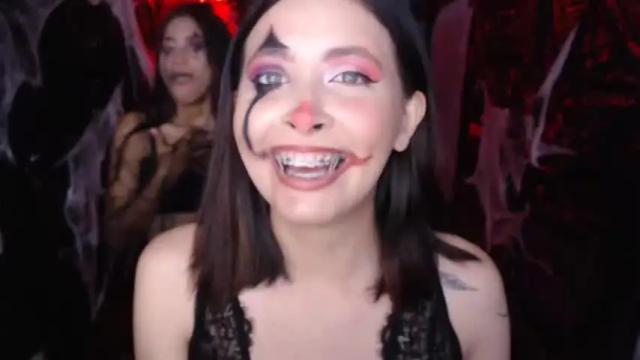 Image 7 of isabella_meghan Stream on Chaturbate on 18 months ago