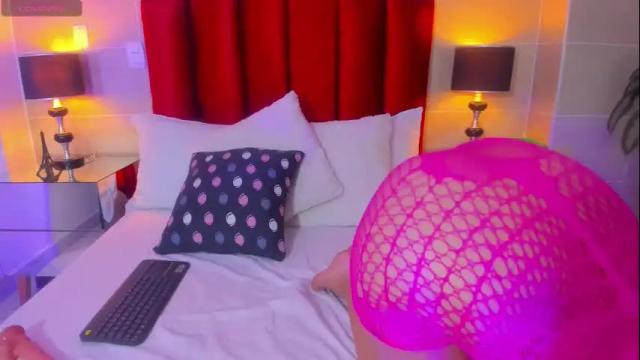 Image 11 of isabella_montez Stream on Chaturbate on 28 days ago