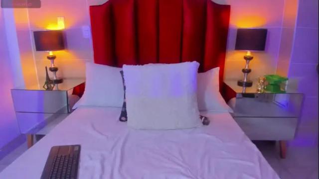 Image 2 of isabella_montez Stream on Chaturbate on 26 days ago