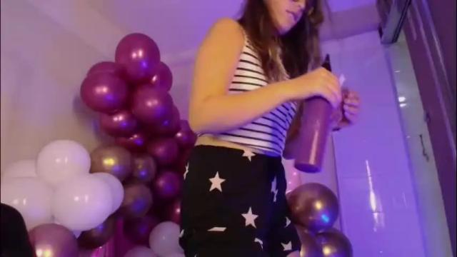 Image 3 of isabella_rross Stream on Chaturbate on 25 days ago