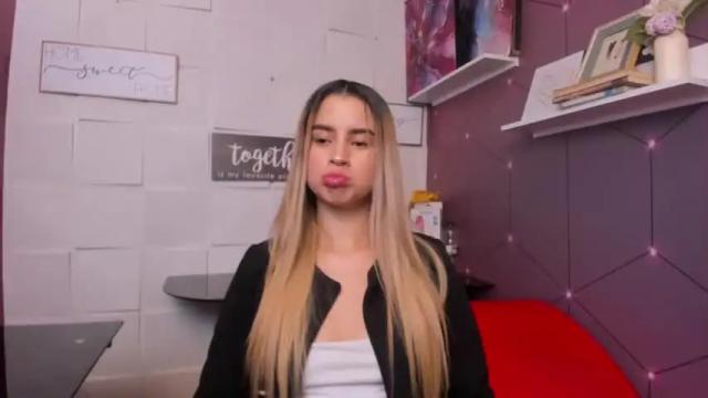 Image 6 of isabella_stanford Stream on Chaturbate on 14 months ago