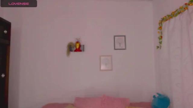 Image 10 of isabella_stone2 Stream on Chaturbate on 17 months ago