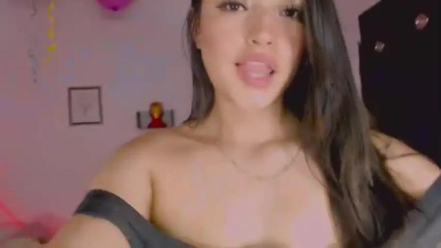 Image 11 of isabella_stone2 Stream on Chaturbate on 14 months ago