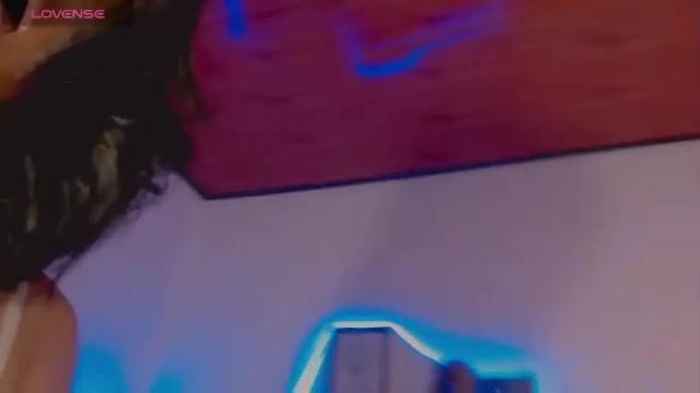 Image 3 of isabella_stone2 Stream on Chaturbate on 13 months ago