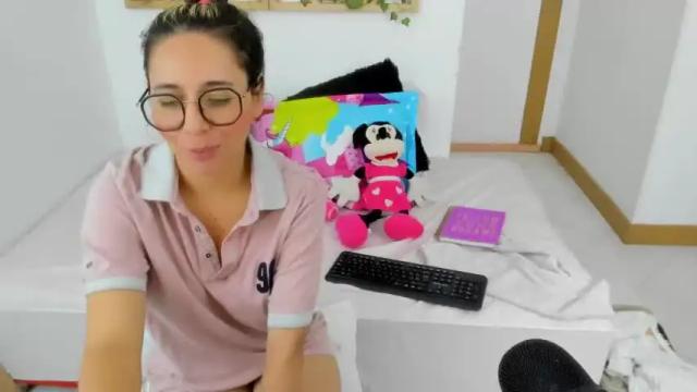 Image 6 of isabella_sweett_ Stream on Chaturbate on 12 months ago