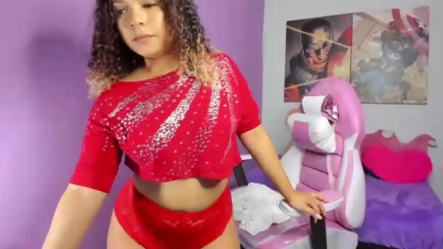 Image 10 of isabella_t18 Stream on Chaturbate on 14 months ago