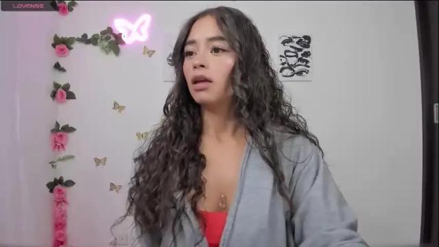 Thumbnail 1, isabella_whitee's Stream at Chaturbate, 2 days ago