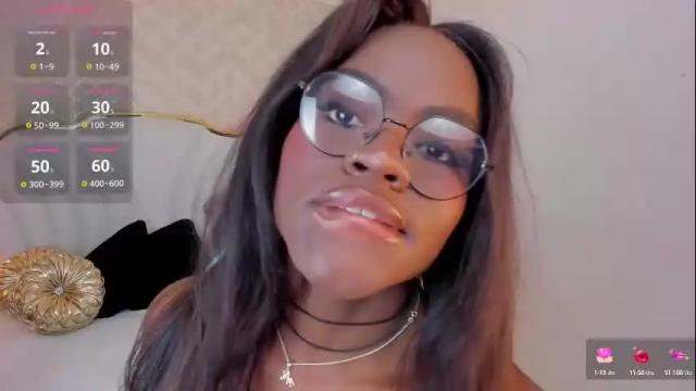 Image 11 of isabellabroms21 Stream on Chaturbate on 1 month ago