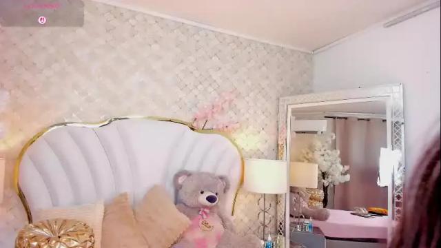 Image 7 of isabellabroms21 Stream on Chaturbate on 11 days ago