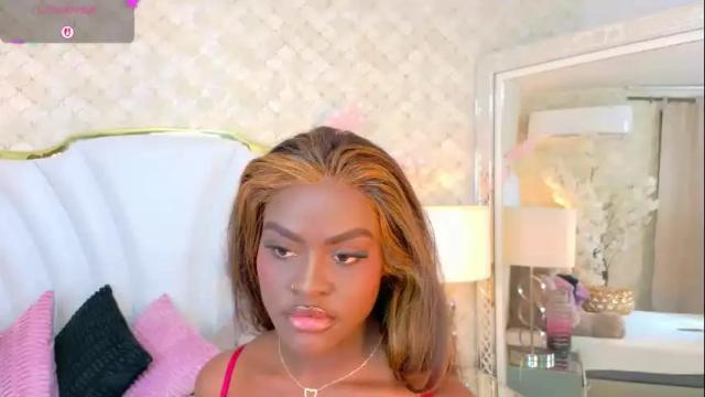 Image 7 of isabellabroms21 Stream on Chaturbate on 1 month ago