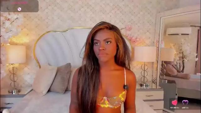 Image 6 of isabellabroms21 Stream on Chaturbate on 23 days ago