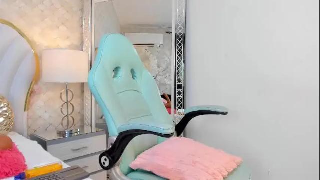 Image 10 of isabellakanned Stream on Chaturbate on 15 days ago