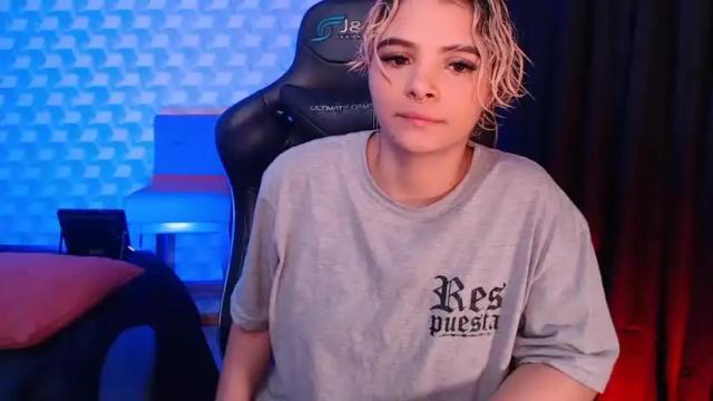 Thumbnail 1, isabellamoutt's Stream at Chaturbate, 14 months ago